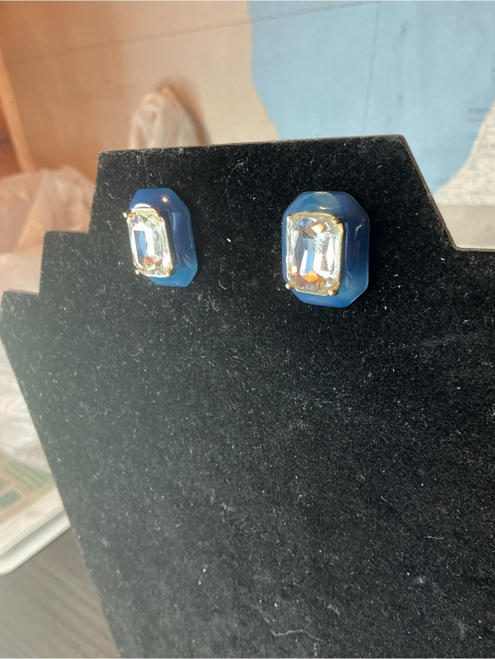 Plunder Navy and Clear Rectangular Crystal Stud Earrings NWT - Picture 5 of 7